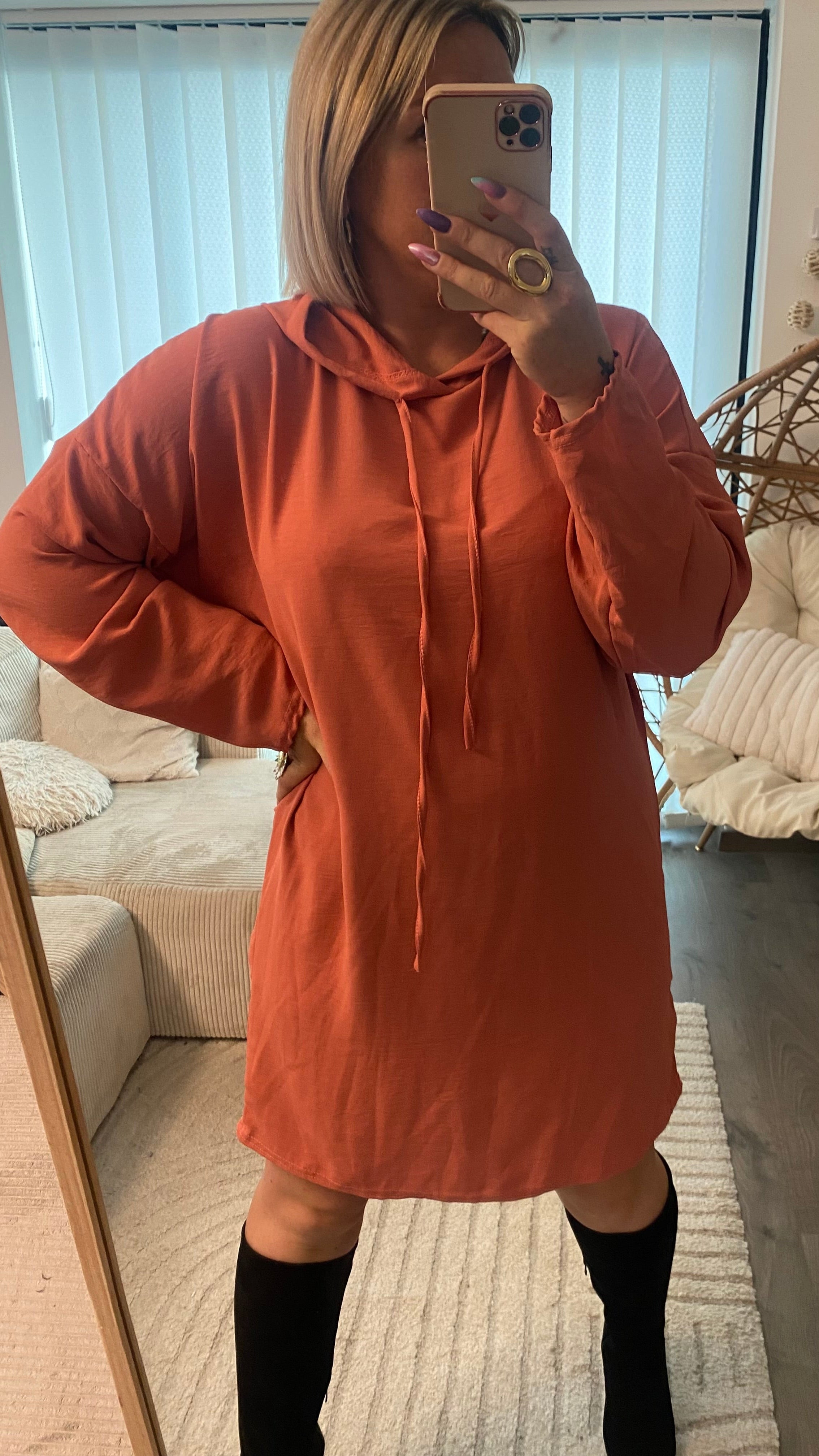Robe Titia